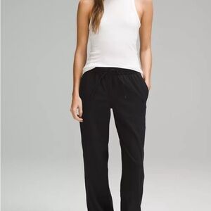 Lululemon Straight-Leg Mid-Rise Pant Luxtreme NWT